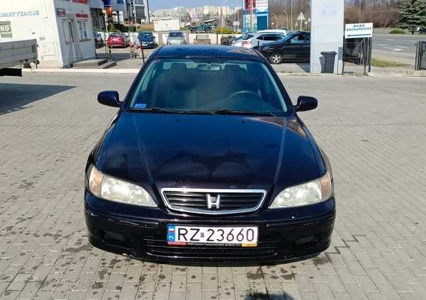 Honda Accord cena 5500 przebieg: 262000, rok produkcji 1999 z Rzeszów małe 67